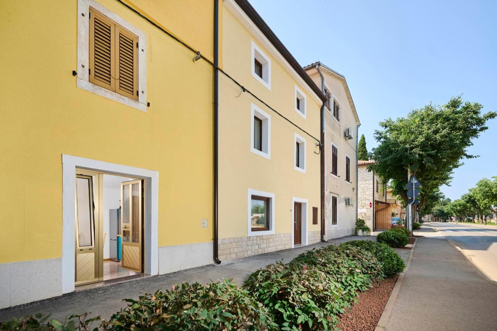 Novigrad Istria Apartman Ema מראה חיצוני תמונה